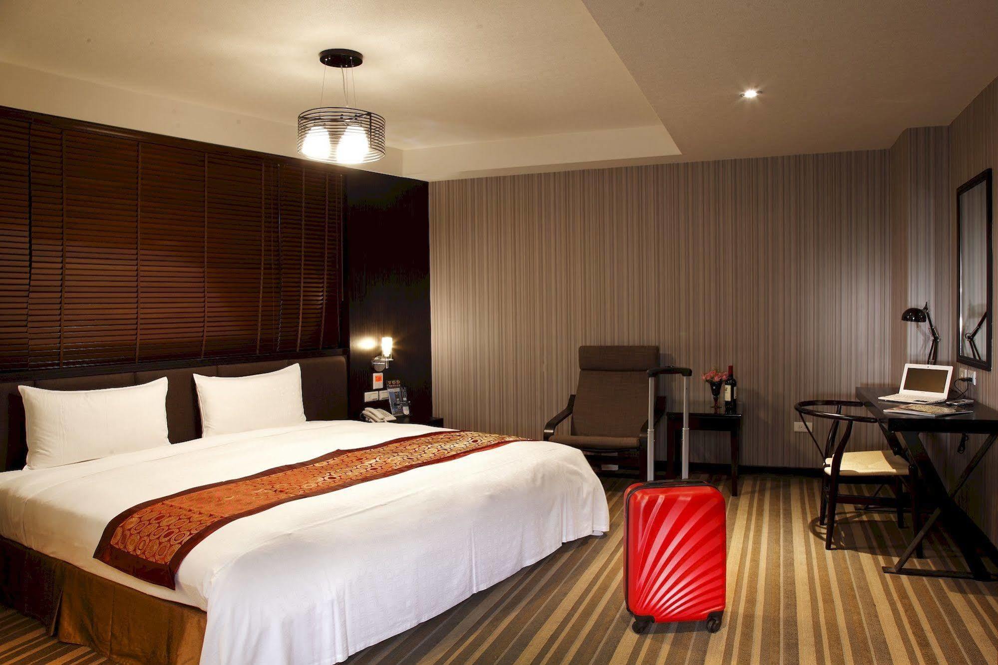 Grace Hotel Taipei Exterior photo